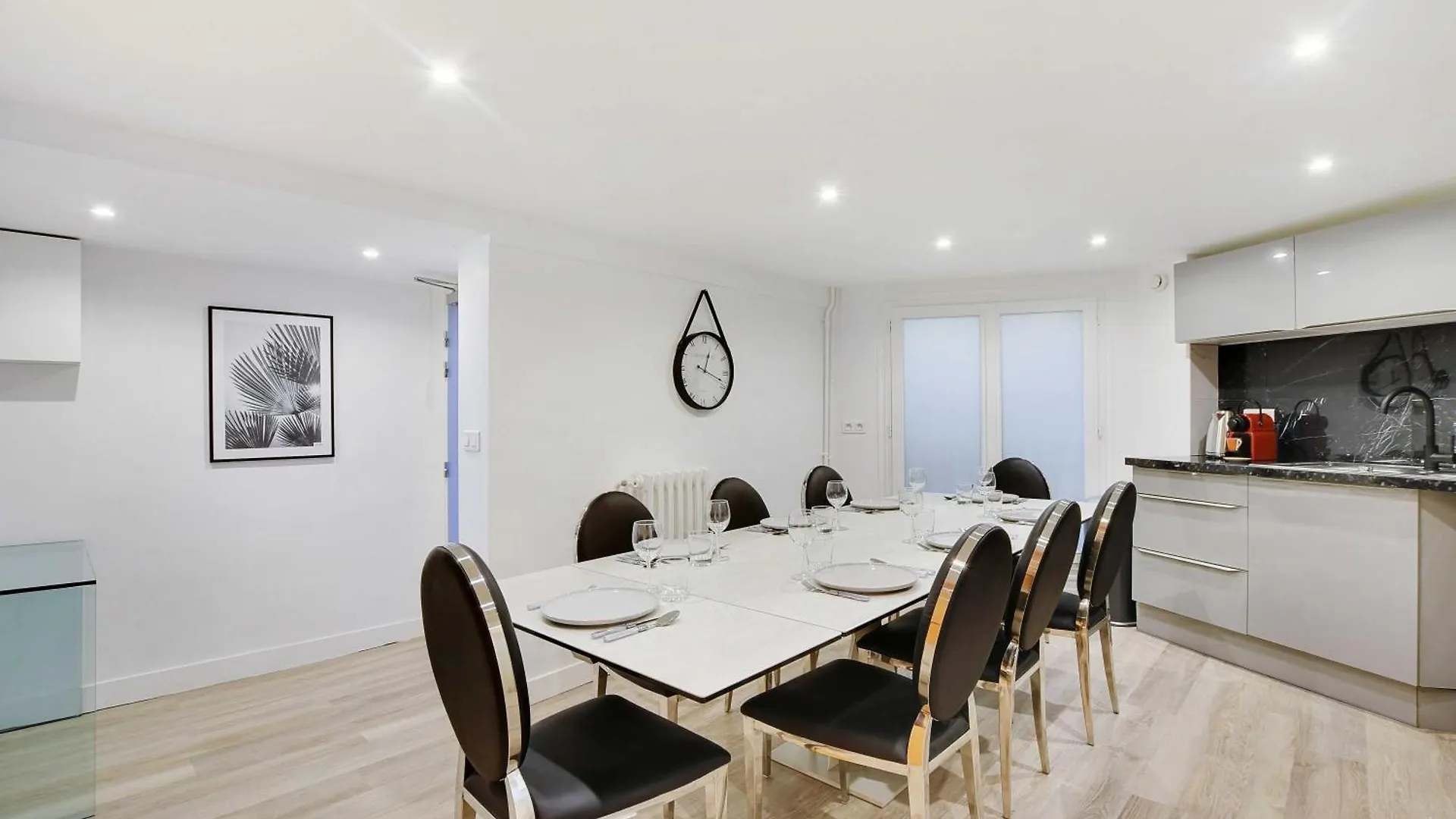 Apartament In The Heart Of Opera Paryż